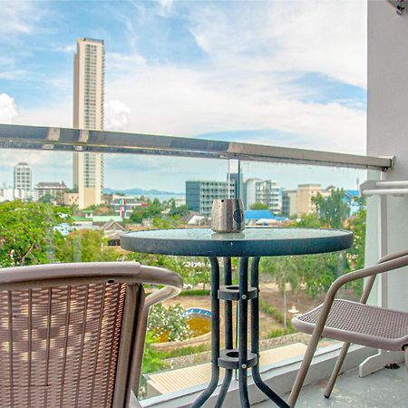 Ht9 Hotel Jomtien Beach Eksteriør billede