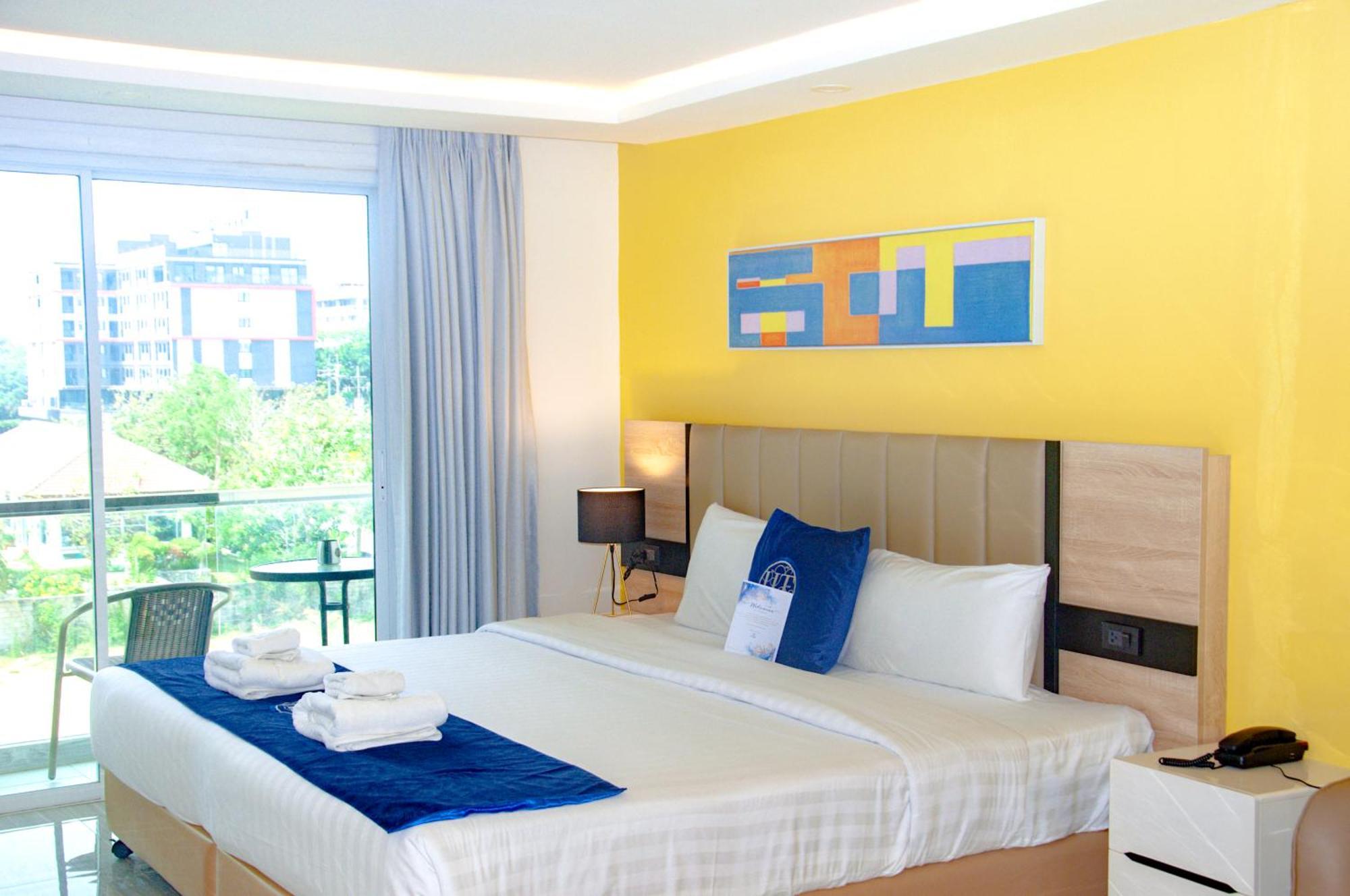 Ht9 Hotel Jomtien Beach Eksteriør billede