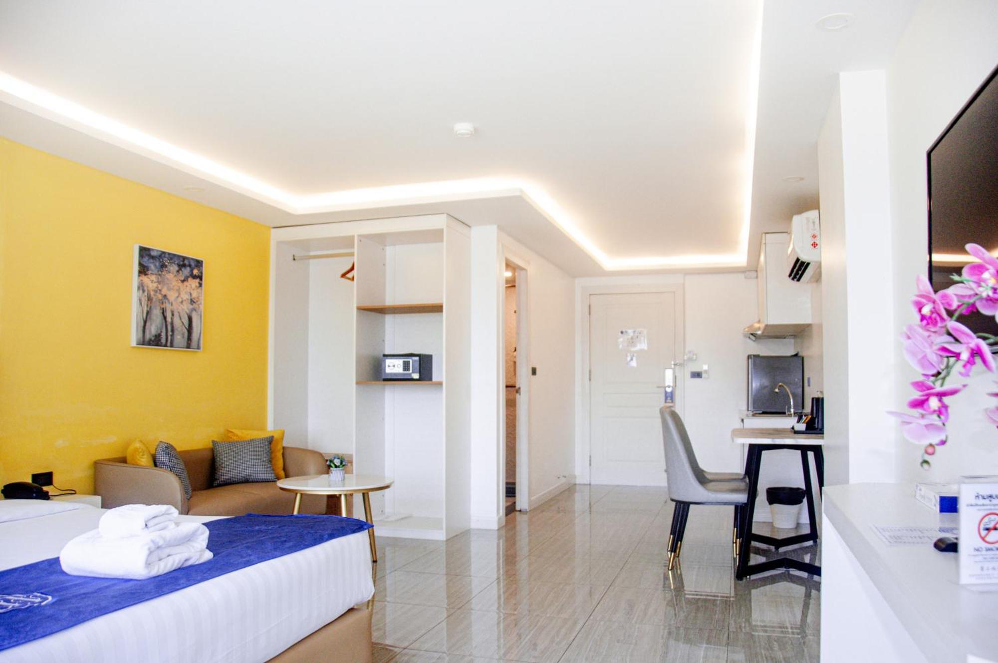 Ht9 Hotel Jomtien Beach Eksteriør billede