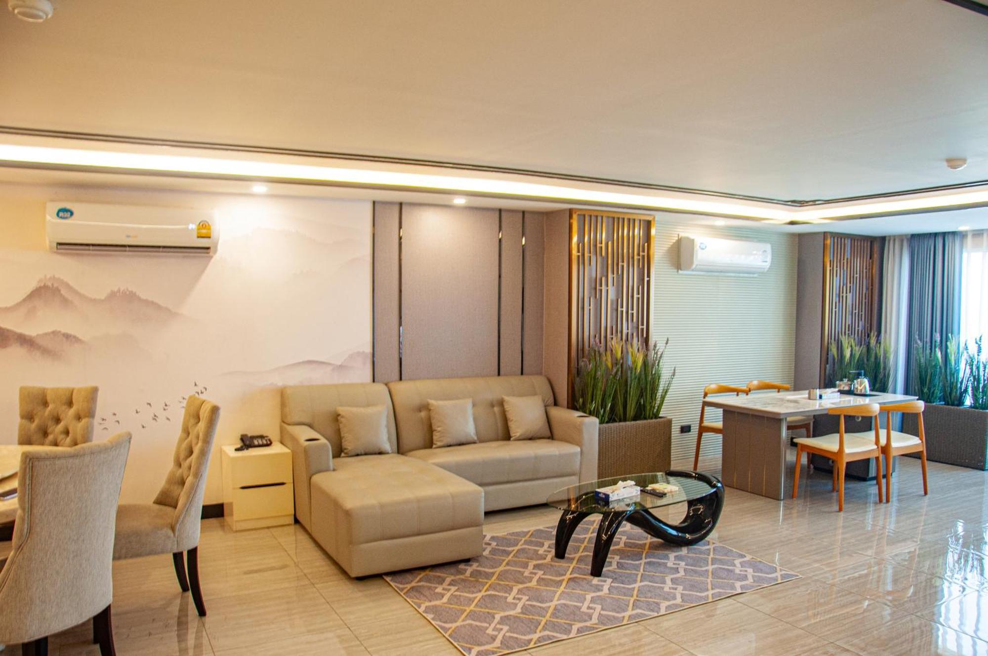 Ht9 Hotel Jomtien Beach Eksteriør billede
