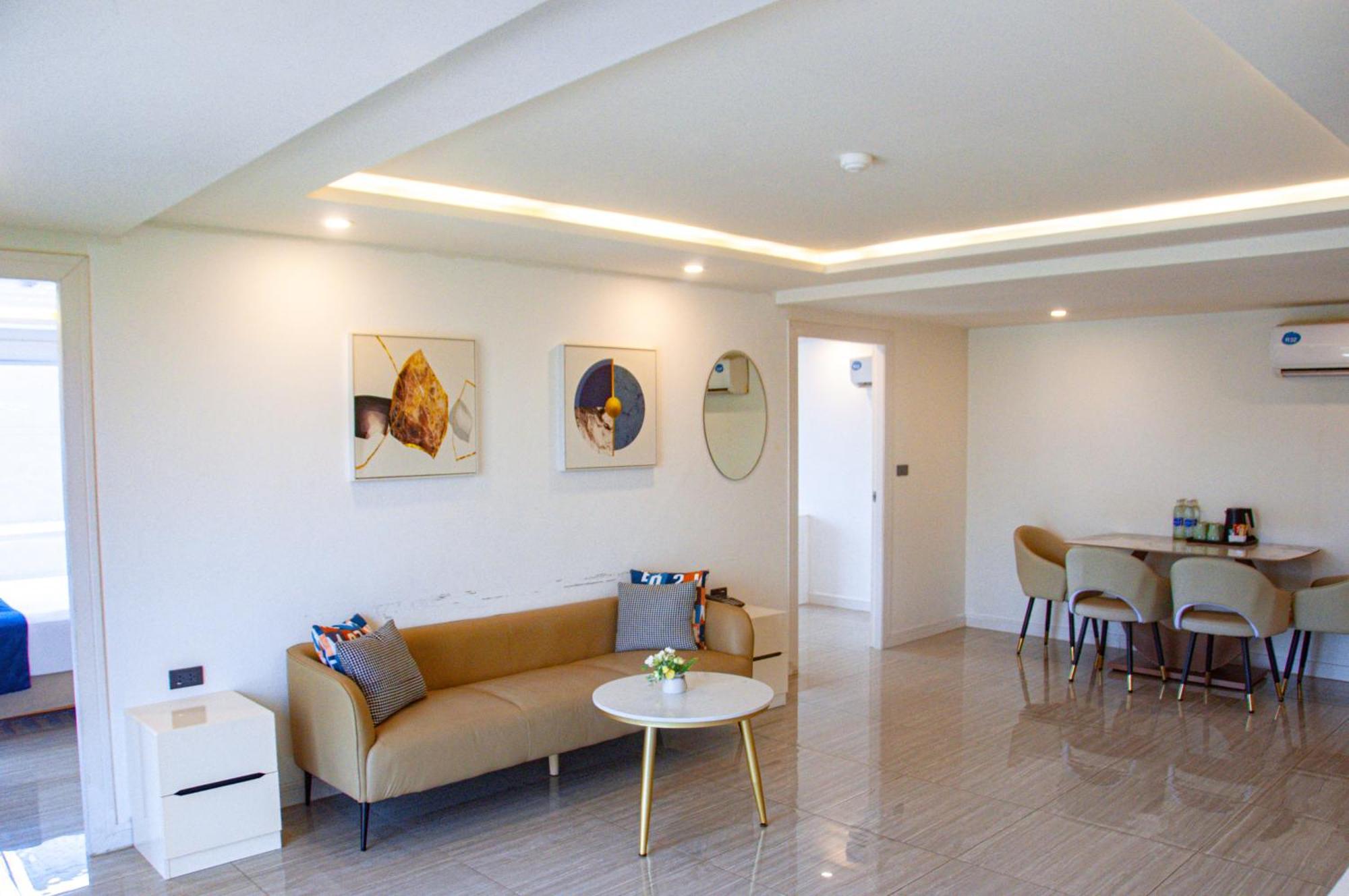 Ht9 Hotel Jomtien Beach Eksteriør billede