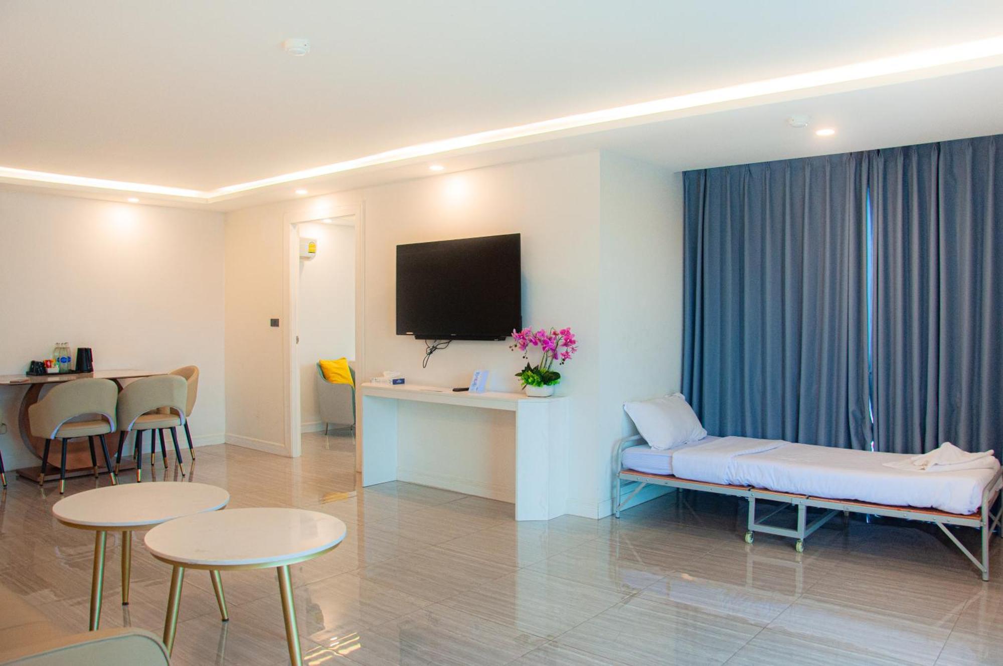 Ht9 Hotel Jomtien Beach Eksteriør billede