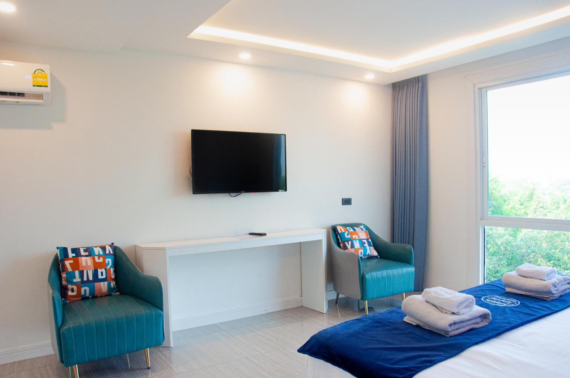 Ht9 Hotel Jomtien Beach Eksteriør billede